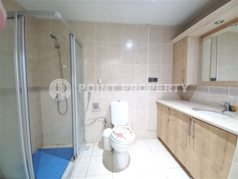 Three-room apartment with an area of 110 m2, Tosmur district, 150 meters from the Mediterranean Sea-id-3630-photo-5