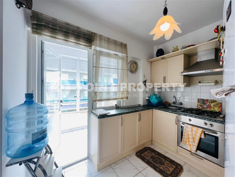 Недорогая двухкомнатная квартира 65 м2 в 300 метрах от пляжа Кейкубат, центр Аланьи-id-4300-фото-12