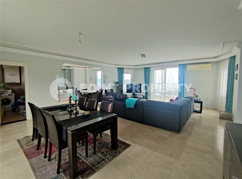 Просторный пентхаус 4+1 с пятью комнатами для всей семьи, район Демирташ-id-4303-фото-2