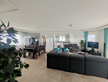 Просторный пентхаус 4+1 с пятью комнатами для всей семьи, район Демирташ-id-4303-фото-5