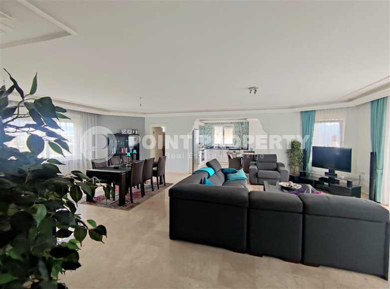 Просторный пентхаус 4+1 с пятью комнатами для всей семьи, район Демирташ-id-4303-фото-5