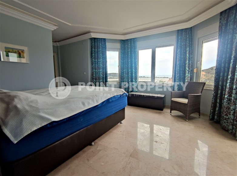 Просторный пентхаус 4+1 с пятью комнатами для всей семьи, район Демирташ-id-4303-фото-6