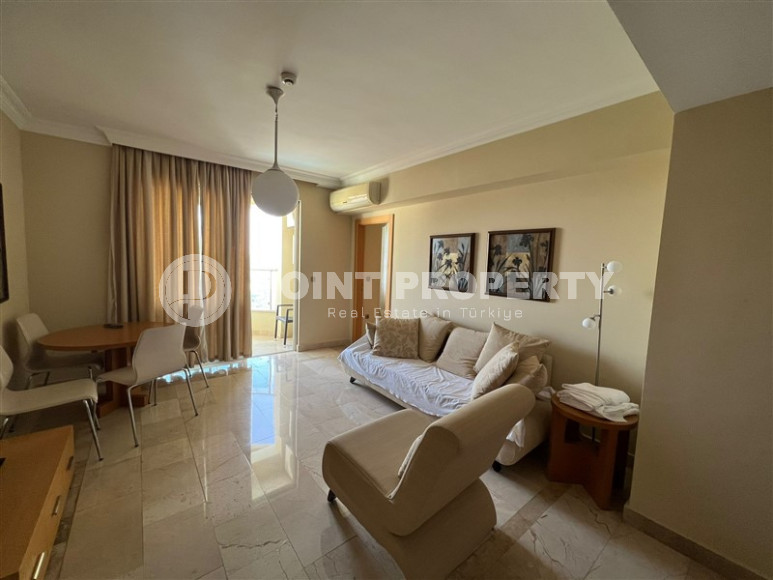 Hotel apartment 100 m2 in a high-rise residence with luxurious infrastructure, Kargicak district-id-4304-photo-2