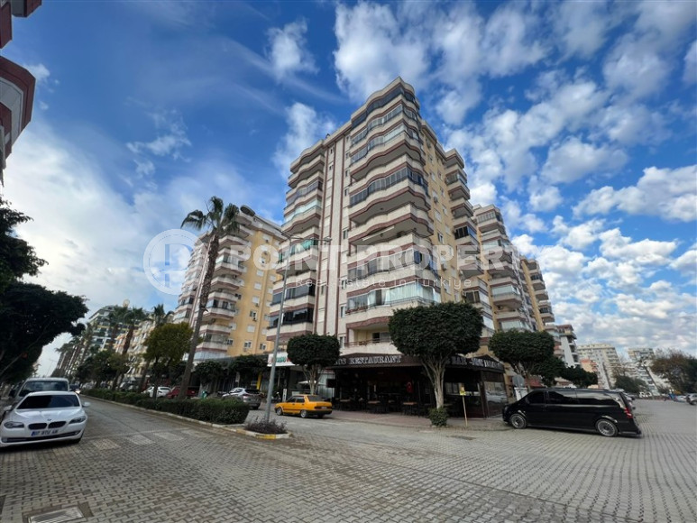 Large duplex 5+1 on the 10th floor with an attic with luxurious panoramic views of the sea and mountains.-id-4306-photo-34