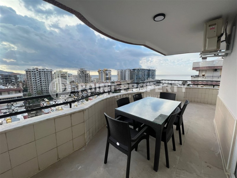 Large duplex 5+1 on the 10th floor with an attic with luxurious panoramic views of the sea and mountains.-id-4306-photo-23