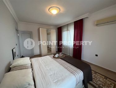 Large duplex 5+1 on the 10th floor with an attic with luxurious panoramic views of the sea and mountains.-id-4306-photo-5