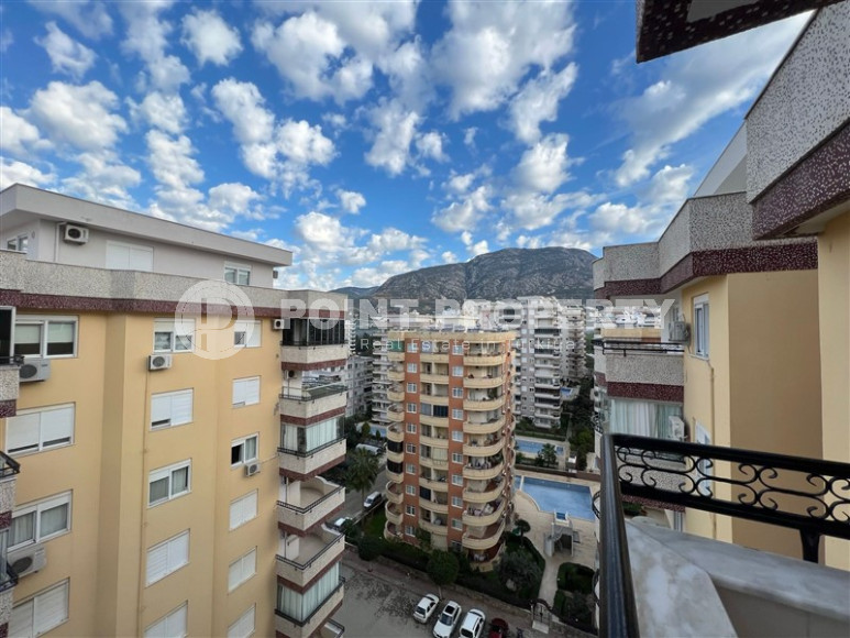 Large duplex 5+1 on the 10th floor with an attic with luxurious panoramic views of the sea and mountains.-id-4306-photo-46