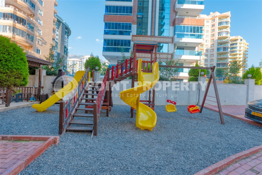 Exquisite 2+1 apartment with an area of 115 m2 in the Mahmutlar area-id-4307-photo-24