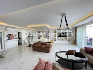 Four-room two-level apartment with furniture on the 12th floor and attic, Mahmutlar-id-4310-photo-1