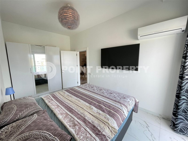 Four-room two-level apartment with furniture on the 12th floor and attic, Mahmutlar-id-4310-photo-2