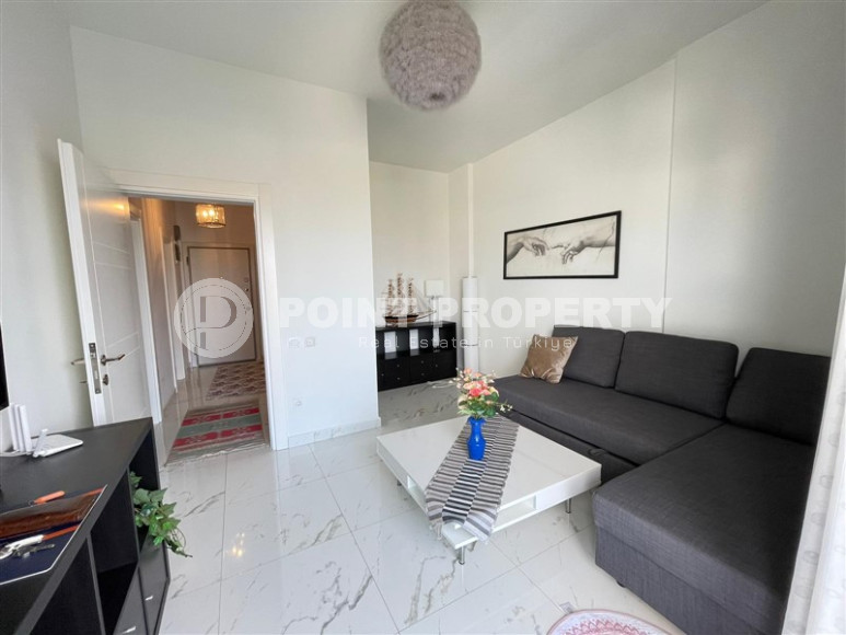 Four-room two-level apartment with furniture on the 12th floor and attic, Mahmutlar-id-4310-photo-5