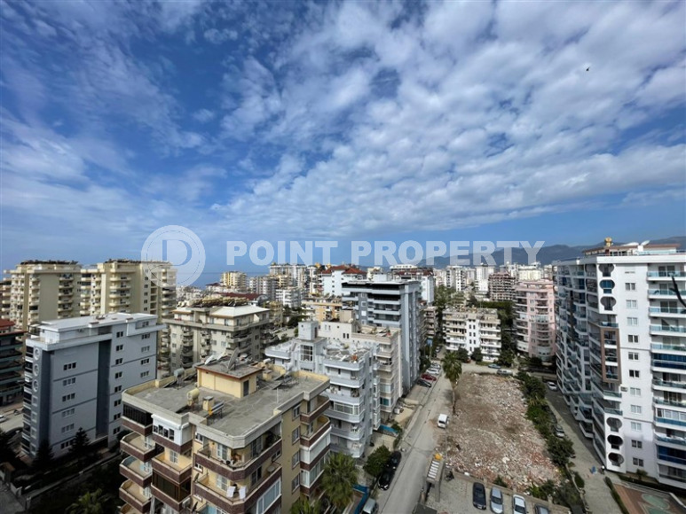 Four-room two-level apartment with furniture on the 12th floor and attic, Mahmutlar-id-4310-photo-6