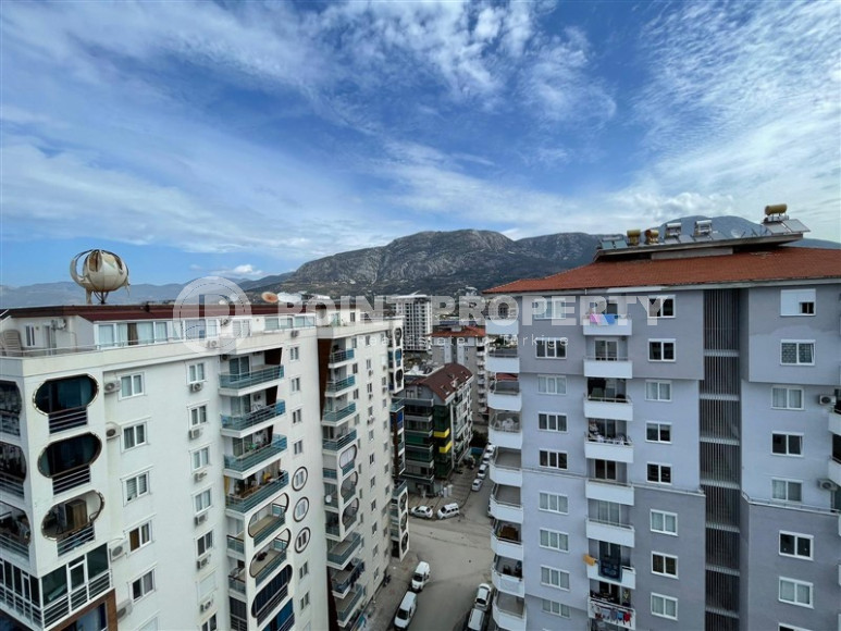 Four-room two-level apartment with furniture on the 12th floor and attic, Mahmutlar-id-4310-photo-8