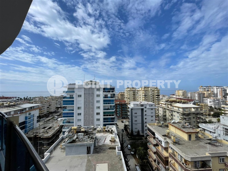 Four-room two-level apartment with furniture on the 12th floor and attic, Mahmutlar-id-4310-photo-9