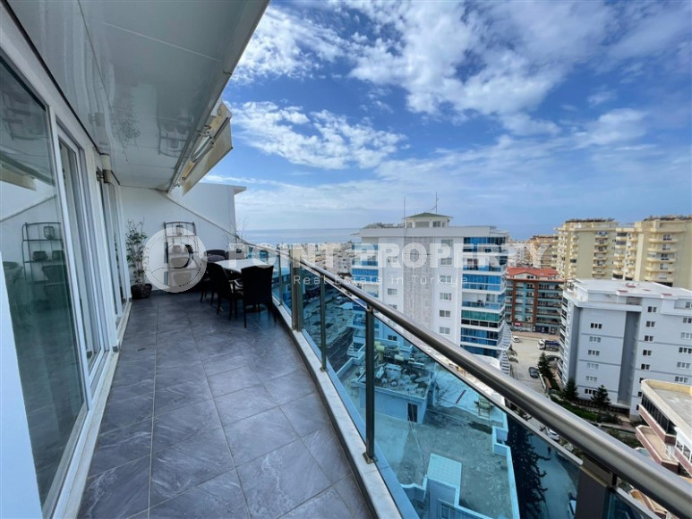 Four-room two-level apartment with furniture on the 12th floor and attic, Mahmutlar-id-4310-photo-20