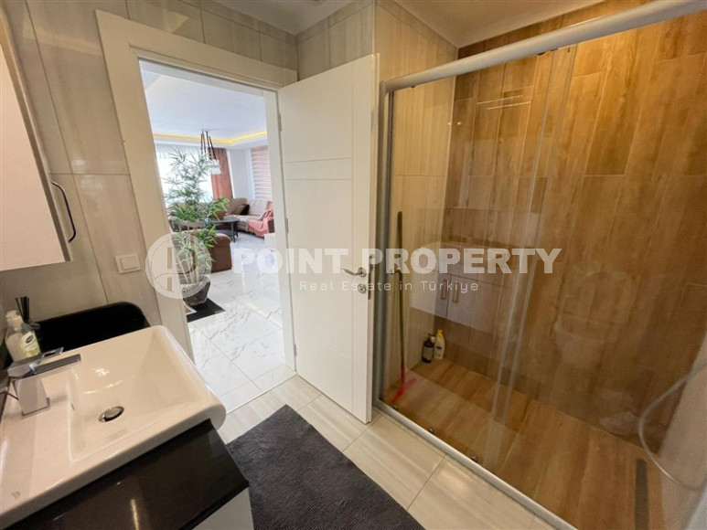 Four-room two-level apartment with furniture on the 12th floor and attic, Mahmutlar-id-4310-photo-24