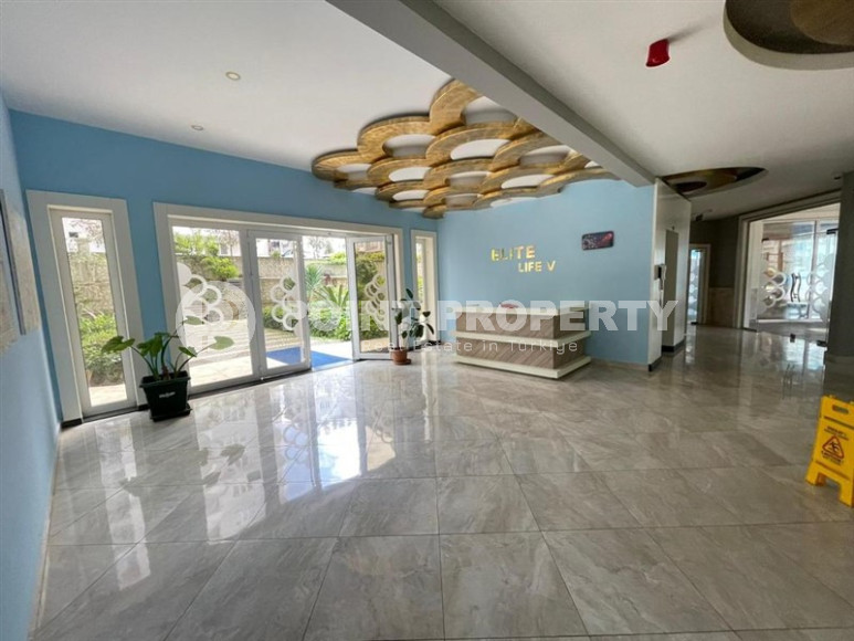 Four-room two-level apartment with furniture on the 12th floor and attic, Mahmutlar-id-4310-photo-41