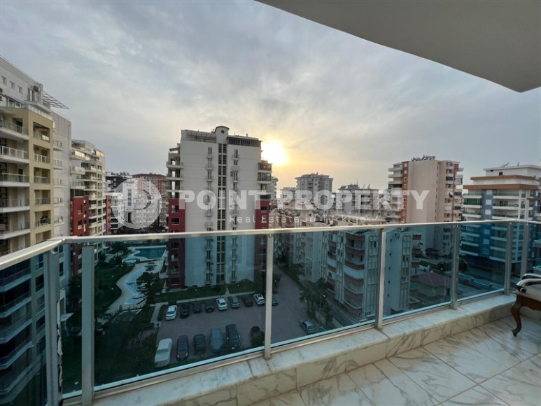 Удобные апартаменты 3+1 с отдельной кухней и двумя балконами, район Махмутлар-id-4312-фото-7