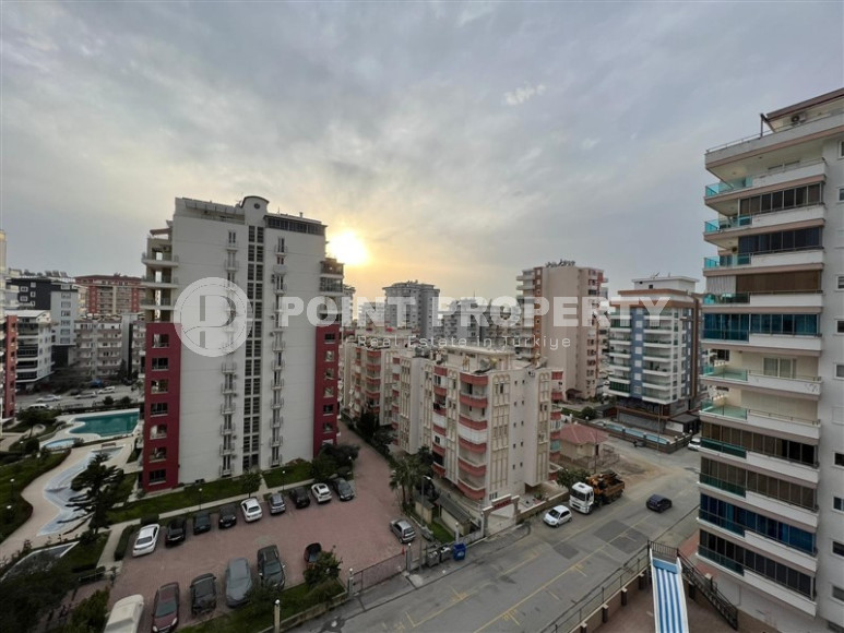 Удобные апартаменты 3+1 с отдельной кухней и двумя балконами, район Махмутлар-id-4312-фото-8