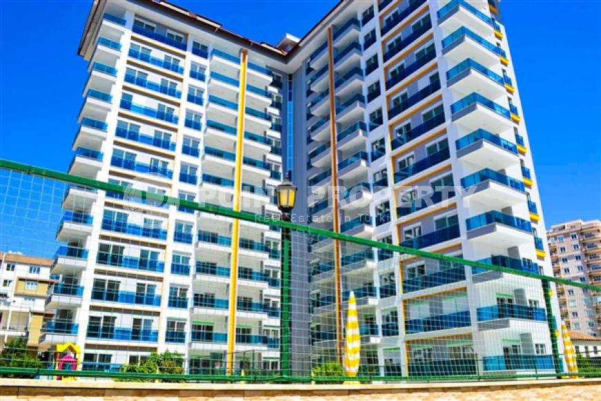 Удобные апартаменты 3+1 с отдельной кухней и двумя балконами, район Махмутлар-id-4312-фото-1