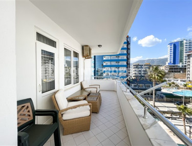 Four-room apartment 150 m2 near the seashore, Tosmur district-id-4314-photo-3