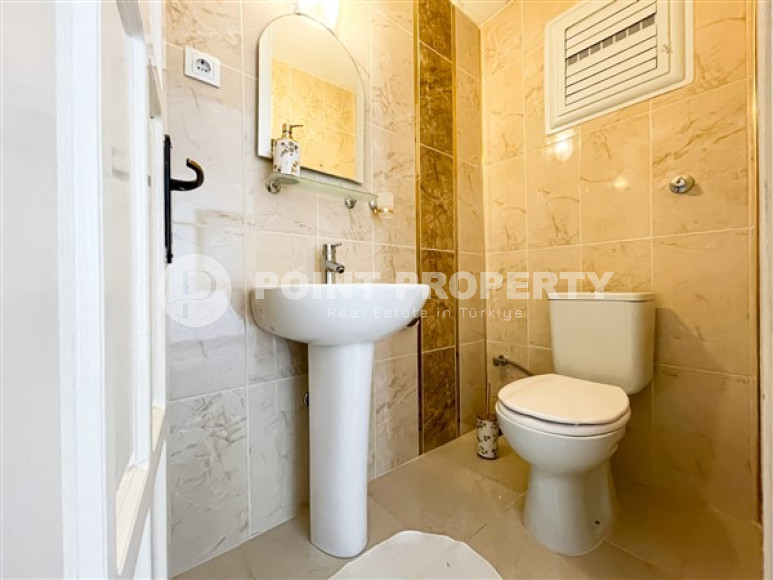 Four-room apartment 150 m2 near the seashore, Tosmur district-id-4314-photo-15