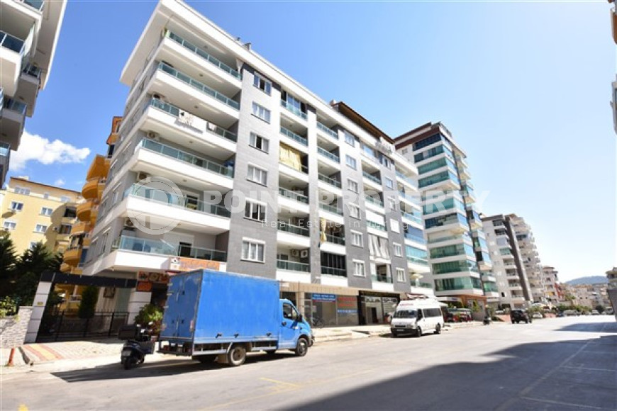 Beautiful bright 1+1 apartment, with a total area of 70 m2, 300 meters from the sea in the center of Alanya's popular Mahmutlar area.-id-4326-photo-12