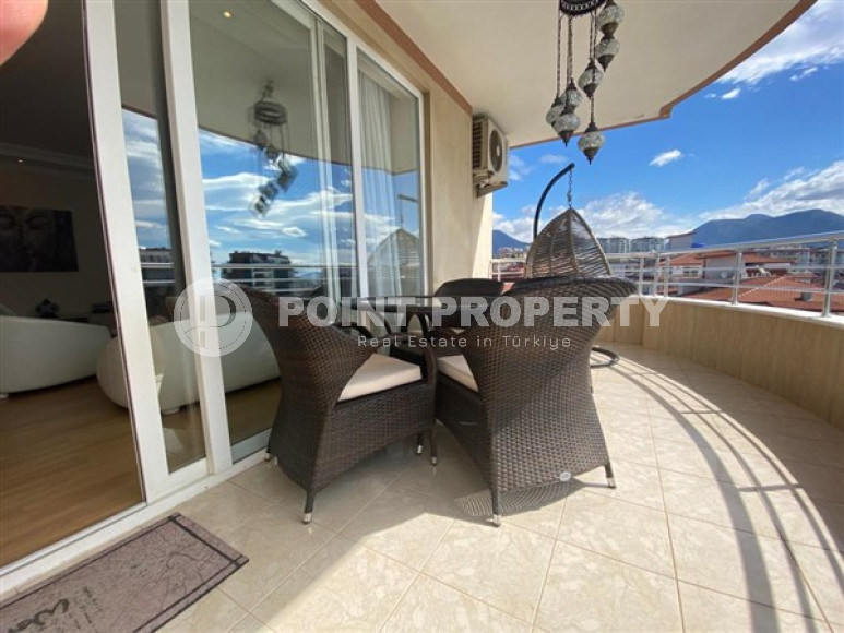 Ухоженная трехкомнатная квартира с мебелью на 5 этаже дома, район Джикджилли-id-4335-фото-6