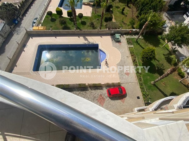 Ухоженная трехкомнатная квартира с мебелью на 5 этаже дома, район Джикджилли-id-4335-фото-8