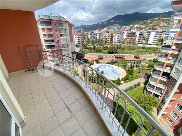 Spacious 2+1 apartment on the 7th floor with panoramic views of the city and mountains in the center of a quiet, comfortable area of Cikcilli.-id-4339-photo-9