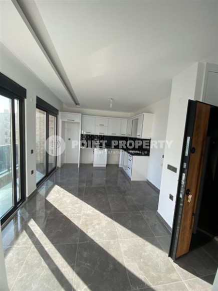 Small 1+1 apartment with fine finishing in a new residence, commissioned in 2022-id-4343-photo-2