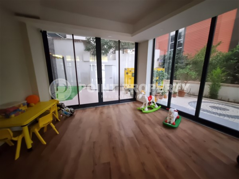 Новая комфортабельная квартира с современным дизайном в 350 метрах от моря в экологически чистом районе Тосмур.-id-4346-фото-9