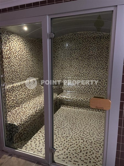 Light spacious apartment with good repair and pleasant bright interior, 900 meters from the sea.-id-4347-photo-14