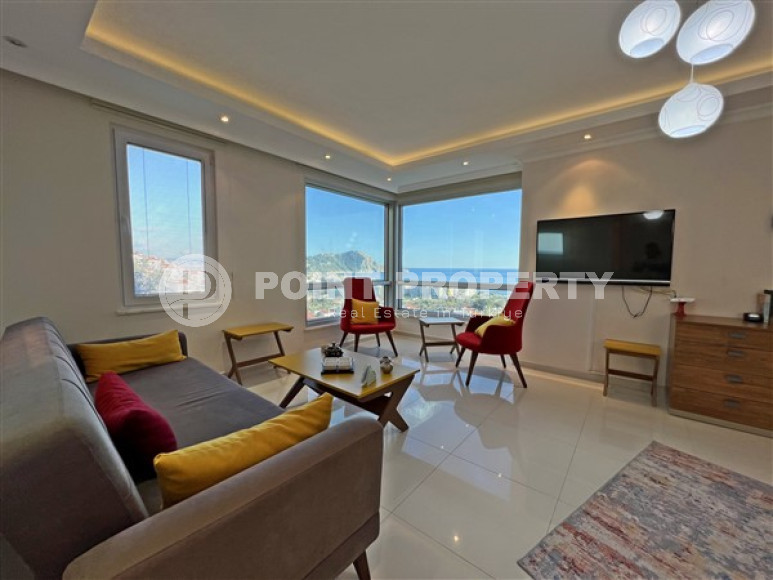 Просторный панорамный дуплекс 3+1 в 500 метрах от пляжа и набережной в самом центре Аланьи.-id-4348-фото-2