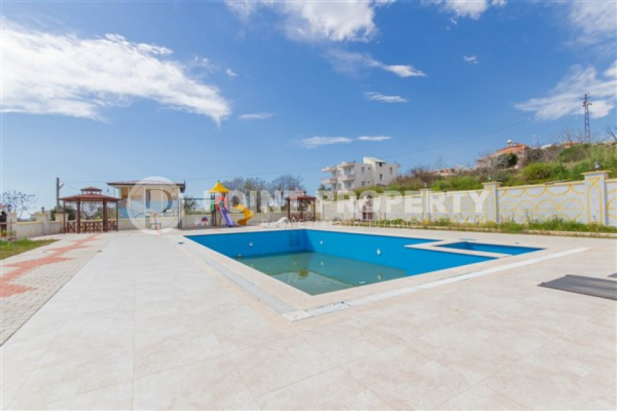 Роскошная квартира 104 м2 с двумя балконами и мебелью, район Демирташ-id-4354-фото-3