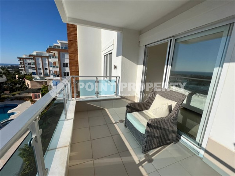 Готовые к проживанию 3+1 апартаменты с двумя балконами на удалении от моря в районе Каргыджак-id-4357-фото-8