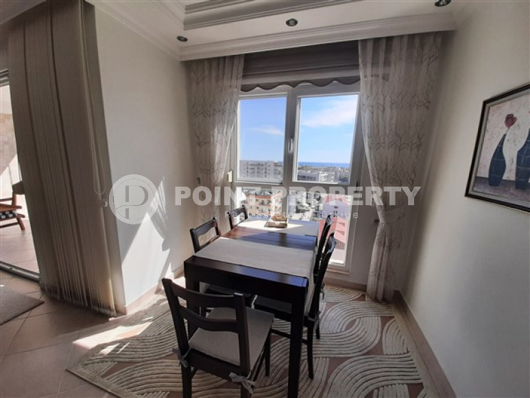 Spacious apartment 135 m2 with two balconies and furniture, 700 meters from the seashore in the Cikcilli area-id-4358-photo-4