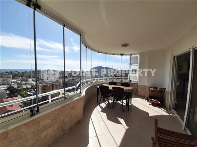 Spacious apartment 135 m2 with two balconies and furniture, 700 meters from the seashore in the Cikcilli area-id-4358-photo-7