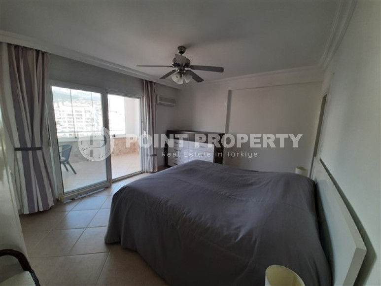 Spacious apartment 135 m2 with two balconies and furniture, 700 meters from the seashore in the Cikcilli area-id-4358-photo-12