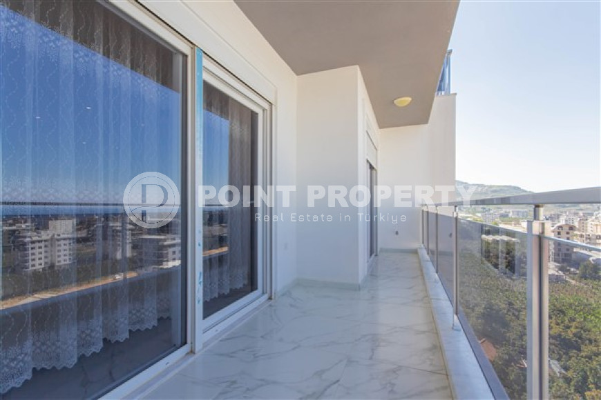 Bright modern 1+1 apartment 500 meters from the sea in the center of Mahmutlar.-id-4360-photo-8