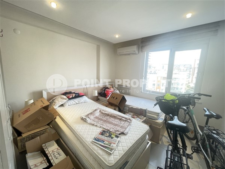 Меблированные апартаменты с двумя спальными комнатами на 4-м этаже в доме с бассейнами и фитнес клубом.-id-4365-фото-5