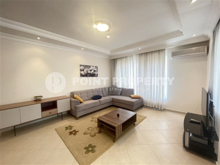 Светлая просторная квартира 2+1 в 350 метрах от пляжа и набережной в центре Аланьи.-id-4369-фото-2