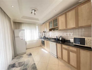 Светлая просторная квартира 2+1 в 350 метрах от пляжа и набережной в центре Аланьи.-id-4369-фото-3