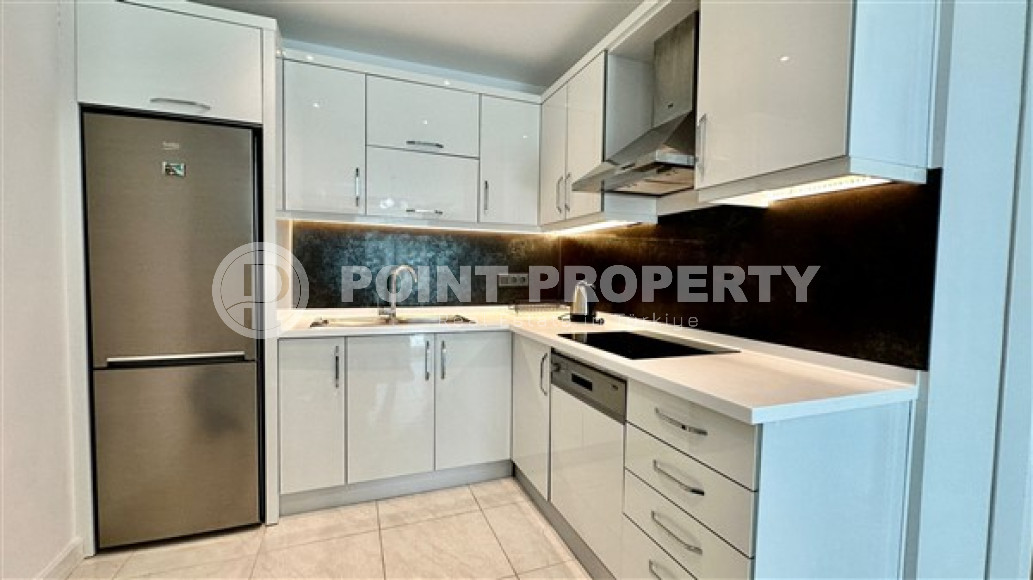 Large one-bedroom apartment, 67m², in an elite complex in Mahmutlar, 200m from the sea-id-2132-photo-3