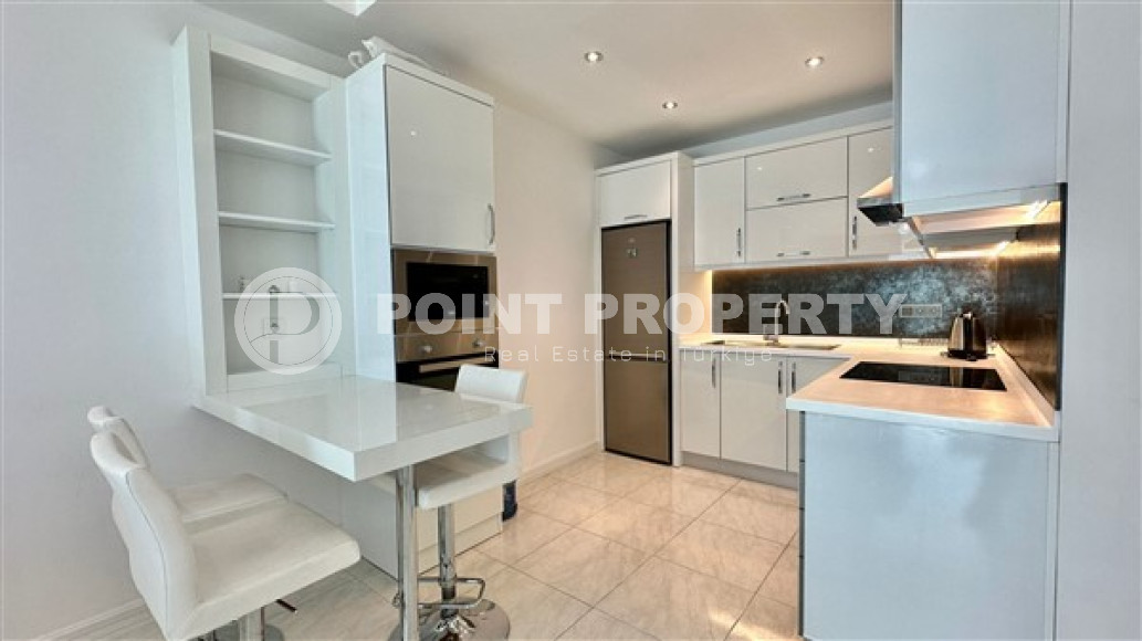 Large one-bedroom apartment, 67m², in an elite complex in Mahmutlar, 200m from the sea-id-2132-photo-4