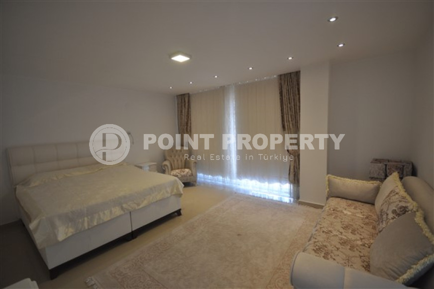 Видовой трёхкомнатный дуплекс с площадью 111 м2 в районе Тосмур-id-4374-фото-2