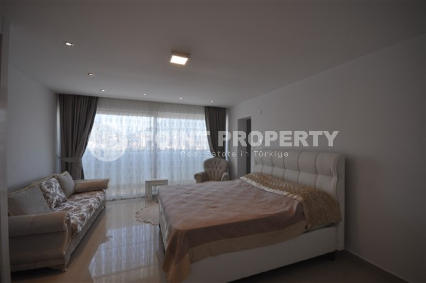 Видовой трёхкомнатный дуплекс с площадью 111 м2 в районе Тосмур-id-4374-фото-4