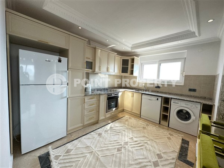 Стильная квартира 120 м2 с красивым интерьером и мебелью, район Тосмур-id-4375-фото-9