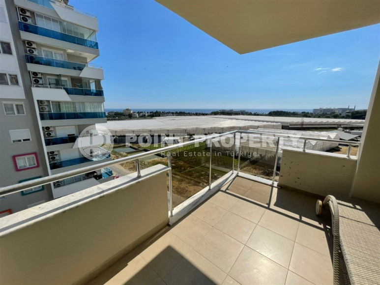 Furnished three-room apartment, 100m², with sea views in a luxury complex in Avsallar, Alanya-id-1362-photo-11