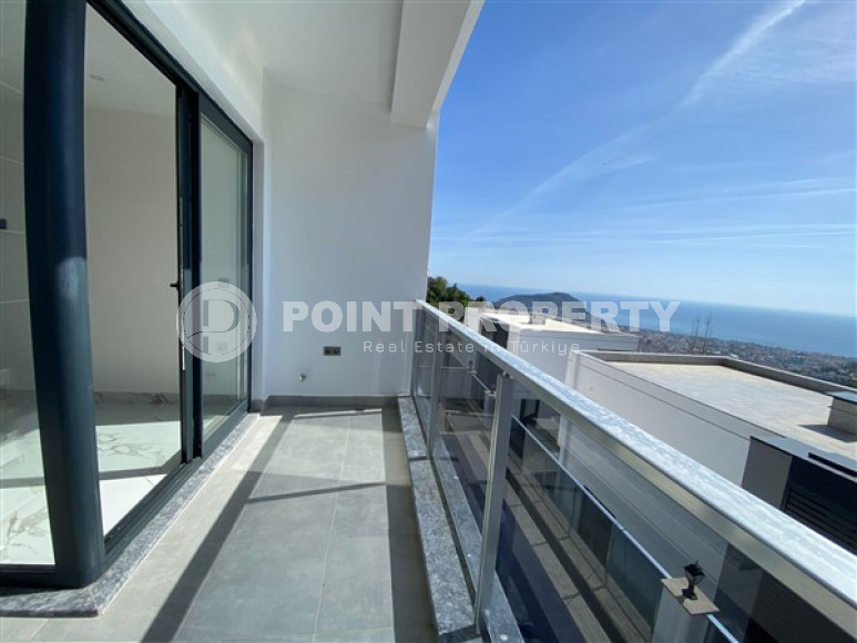 New two-storey 3+1 villa with luxurious panoramic sea views in the elite Bektash area of Alanya.-id-4382-photo-16